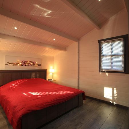 Chalet Mont Ventoux Et Chalet Vip Camaret-sur-Aigues Екстериор снимка