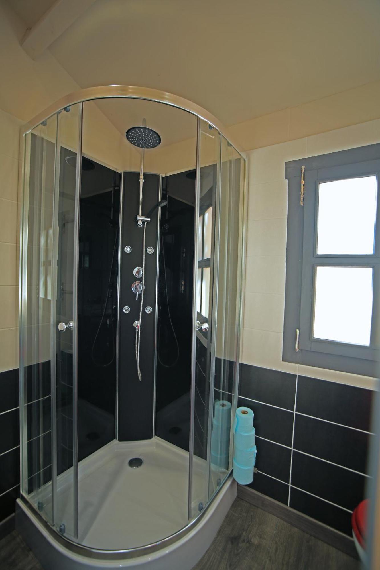 Chalet Mont Ventoux Et Chalet Vip Camaret-sur-Aigues Стая снимка