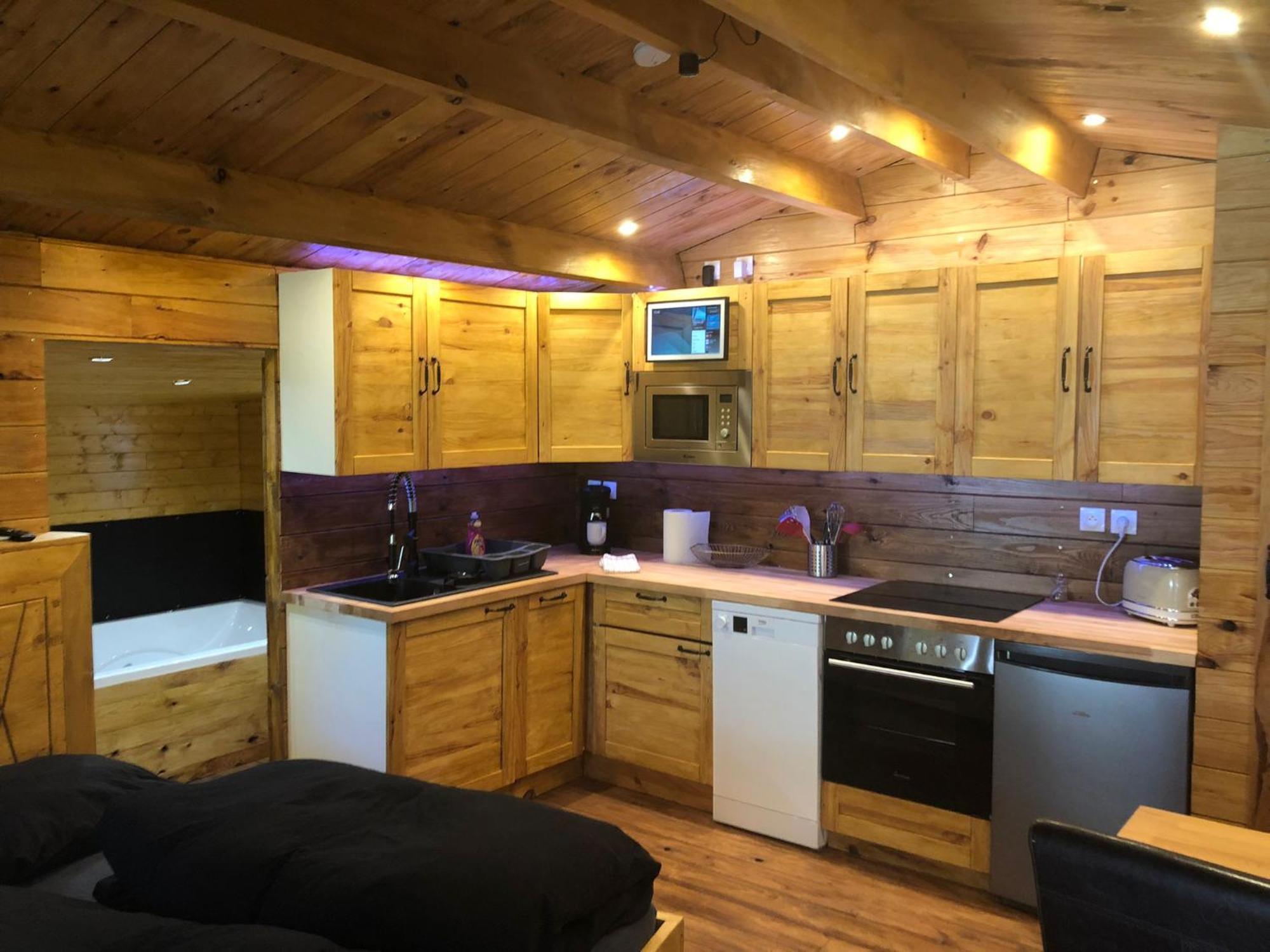 Chalet Mont Ventoux Et Chalet Vip Camaret-sur-Aigues Стая снимка