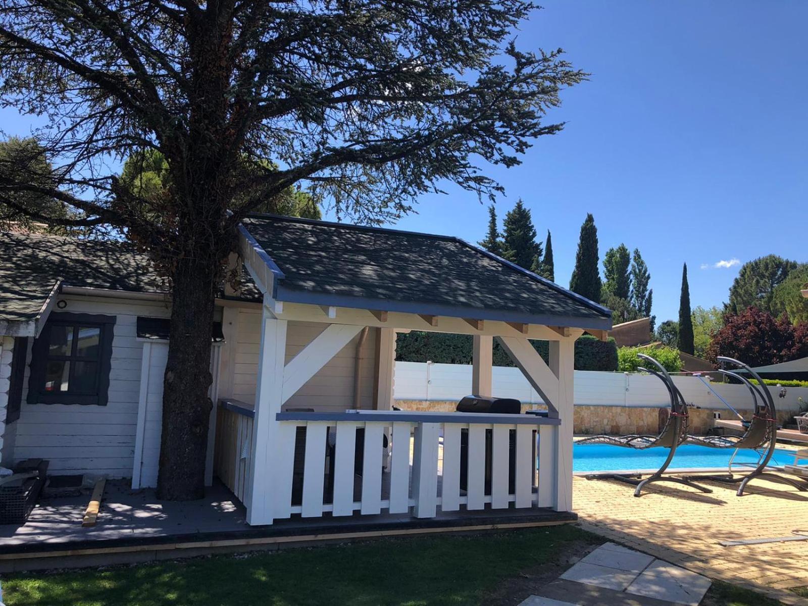 Chalet Mont Ventoux Et Chalet Vip Camaret-sur-Aigues Стая снимка