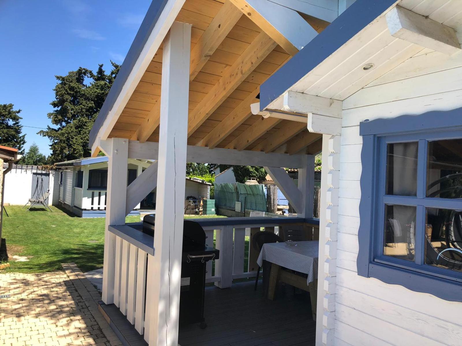 Chalet Mont Ventoux Et Chalet Vip Camaret-sur-Aigues Екстериор снимка